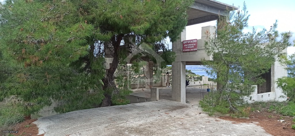 Συγκρότημα διαμερισμάτων 421 τ.μ. προς πώληση, Πευκάλι