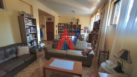 Apartment 84sqm for sale-Petroupoli » Pefka Verdi