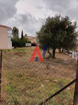 Land plot 700sqm for sale-Gerakas » Desi