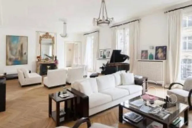 Apartment 390 sqm for sale, Athens - Center, Kentro