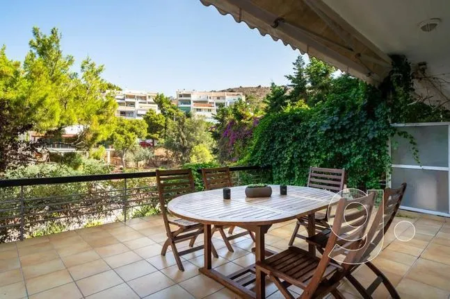 Apartment 65 sqm for rent, Athens - South, Vouliagmeni