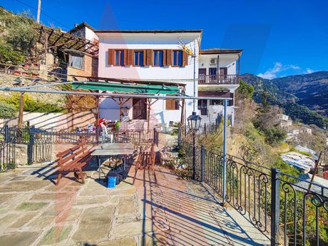 Maisonette 150sqm for sale-Volos » Center