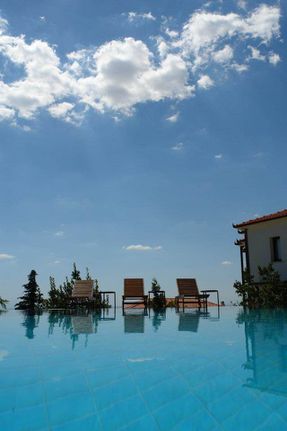 Hotel 1.237 sqm for sale, Rodopi Prefecture, Maroneia