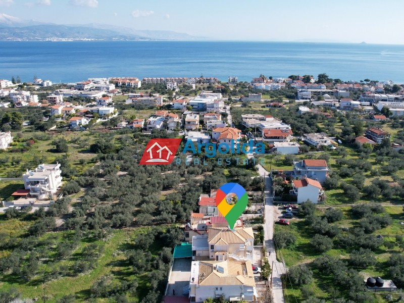 Μονοκατοικία 230 τ.μ. προς πώληση, Λουτρά Ωραίας Ελένης