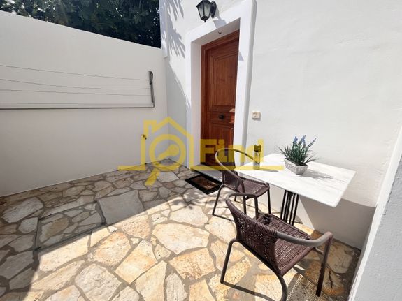 Apartment 150 sqm for sale, Argosaronikos Islands, Spetses