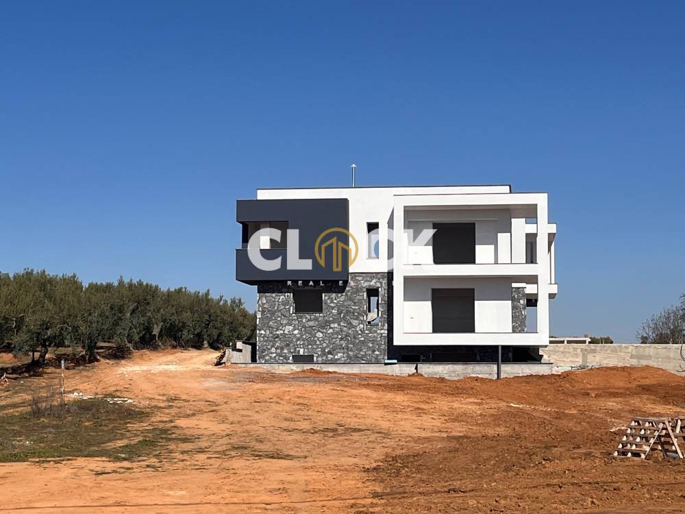 Μεζονέτα 185 τ.μ. προς πώληση, Παραλία Διονυσίου
