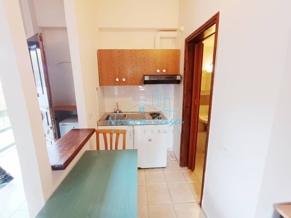 Studio / γκαρσονιέρα 28 τ.μ. προς ενοικίαση, Προάστιο Πάτρας