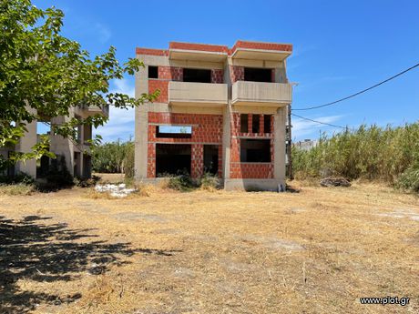 Μεζονέτα 215 τ.μ. για πώληση