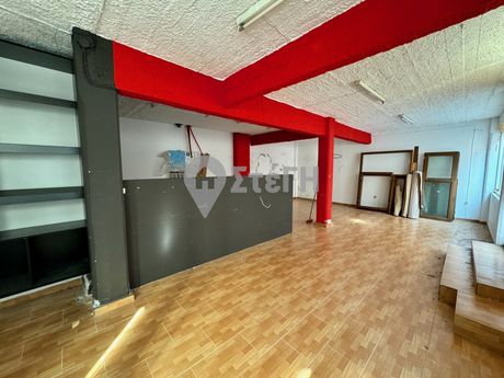 Store 80sqm for rent-Naousa » Center