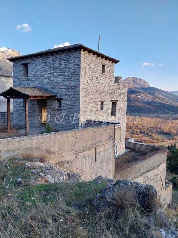 Μονοκατοικία 130 τ.μ. προς πώληση, Κέντρο Φενεού