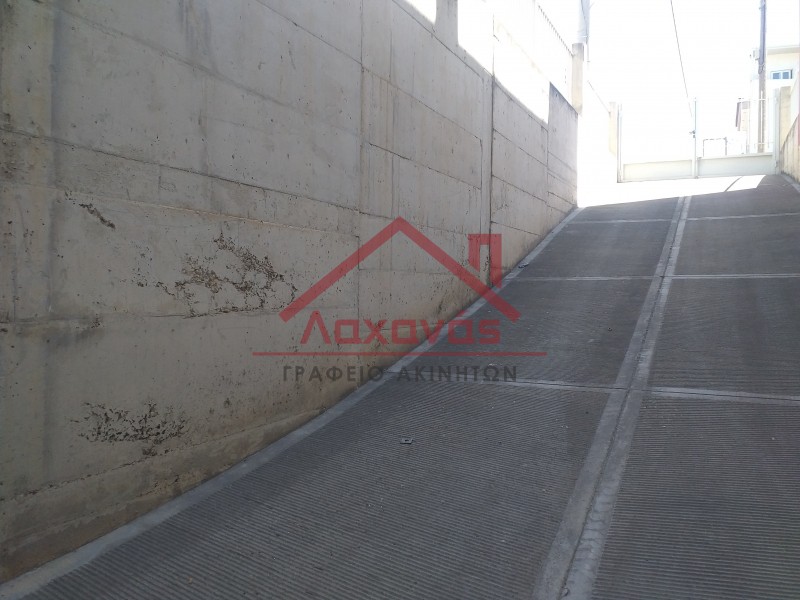 Επιχειρηματικό κτίριο 1.200 τ.μ. πρός πώληση, Αττική - Υπόλοιπο, Ασπρόπυργος