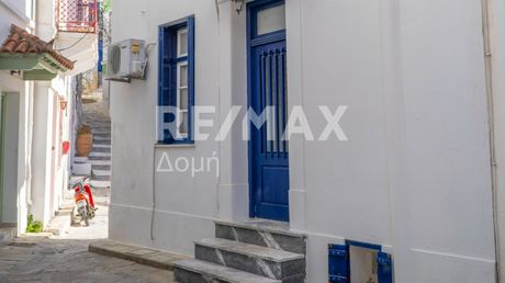 Μονοκατοικία 213τ.μ. για πώληση-Σκόπελος » Χώρα