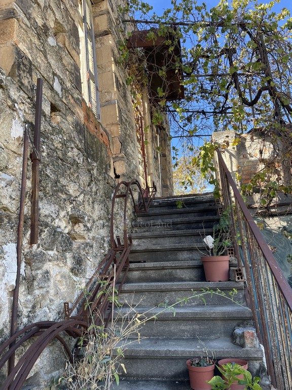 Μονοκατοικία 500 τ.μ. πρός πώληση, Μεσσηνία, Καλαμάτα