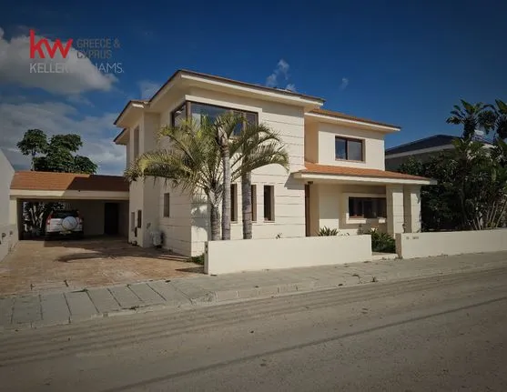 Villa 305 sqm for sale, Larnaca, Aradipou