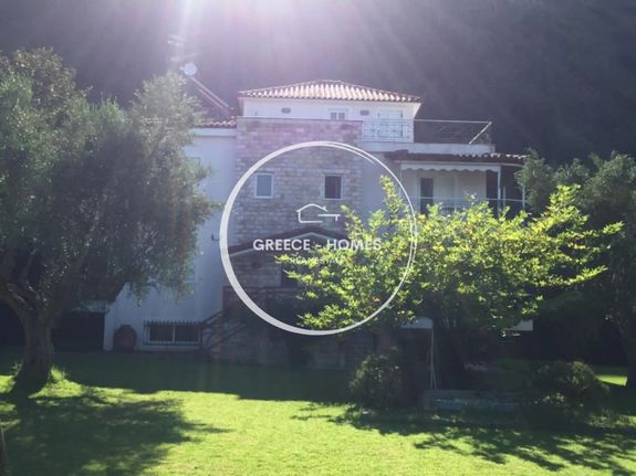 Villa 360 sqm for sale, Messinia, Arfara