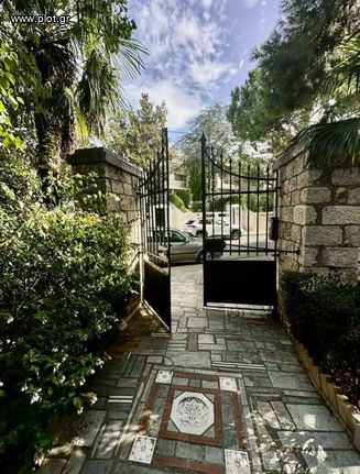 Detached home 440 sqm for rent, Athens - North, Kifisia
