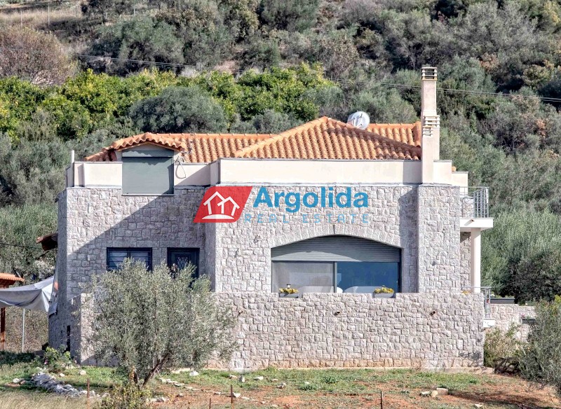 Μονοκατοικία 280 τ.μ. πρός πώληση, Αργολίδα, Ναύπλιο