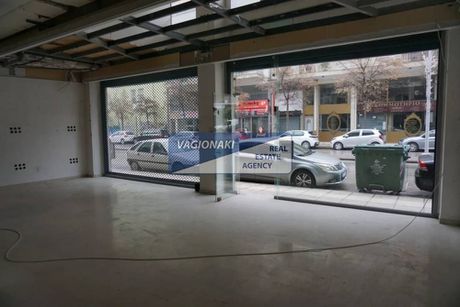 Store 200 sqm for rent