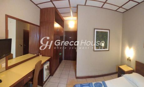 Hotel 868sqm for sale-Aigio » Center