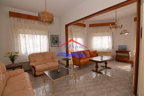 Apartment 110sqm for rent-Alexandroupoli » Gimnasia