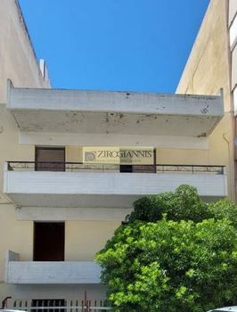 Building 250 sqm for sale