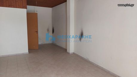 Store 35sqm for rent-Gouves