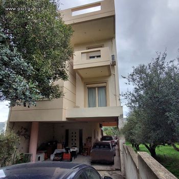 Building 285sqm for sale-Heraclion Cretes » Foinikia