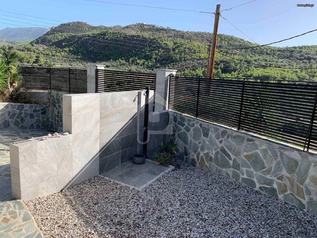Βίλλα 5.200 τ.μ. πρός πώληση, Κορινθία, Λουτράκι-Περαχώρα