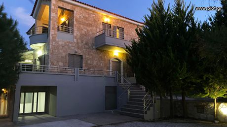 Maisonette 216sqm for rent-Akrotiri » Stavros