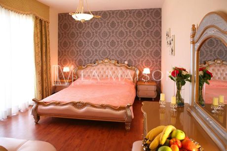 Hotel 11.280sqm for sale-Larnaca (Center)