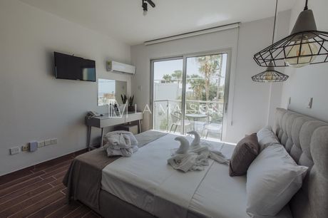 Hotel 1.214sqm for sale-