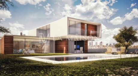 Detached home 451sqm for sale-