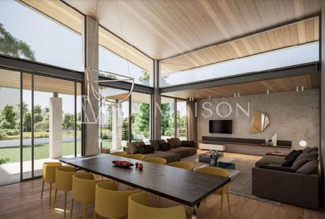 Detached home 345sqm for sale-
