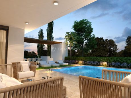 Detached home 331sqm for sale-