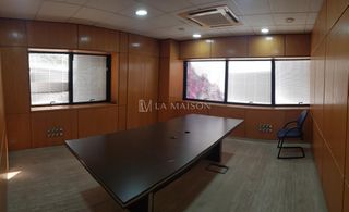 Office 200 sqm for rent, Nicosia-thumb-3