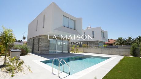 Detached home 164,7sqm for sale-