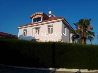 Μονοκατοικία 260 τ.μ. πρός πώληση, Λάρνακα-thumb-1