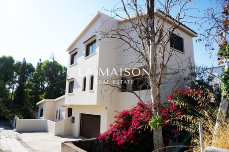 Detached home 410sqm for sale-