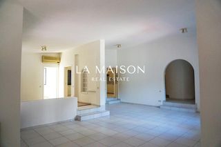 Μονοκατοικία 410 τ.μ. για πώληση, Λευκωσία-thumb-2