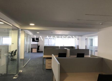 Business bulding 3.015sqm for sale-