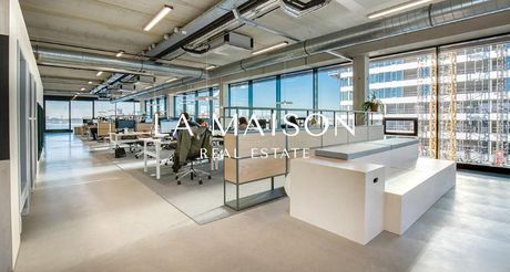 Business bulding 2.200sqm for rent-