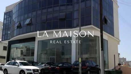 Business bulding 605sqm for sale-