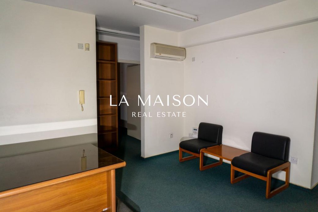 Office 331 sqm for sale, Nicosia