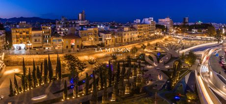 Business bulding 2.329sqm for sale-