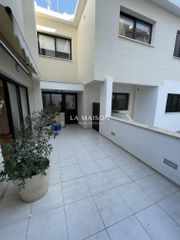 Διαμέρισμα 300 τ.μ. για ενοικίαση, Λευκωσία-thumb-10