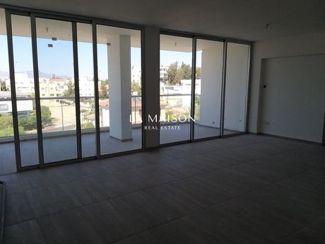 Business bulding 576sqm for sale-