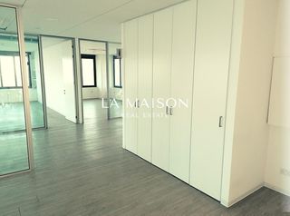 Office 462 sqm for rent, Nicosia-thumb-4