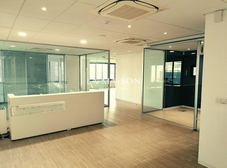 Office 462sqm for rent-