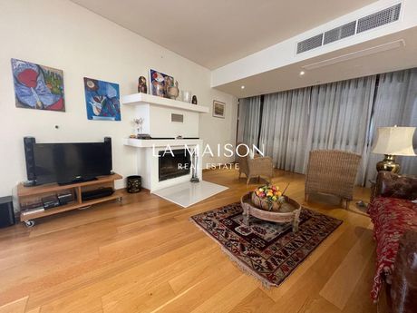 Detached home 636sqm for rent-