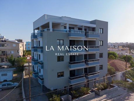Business bulding 739sqm for sale-